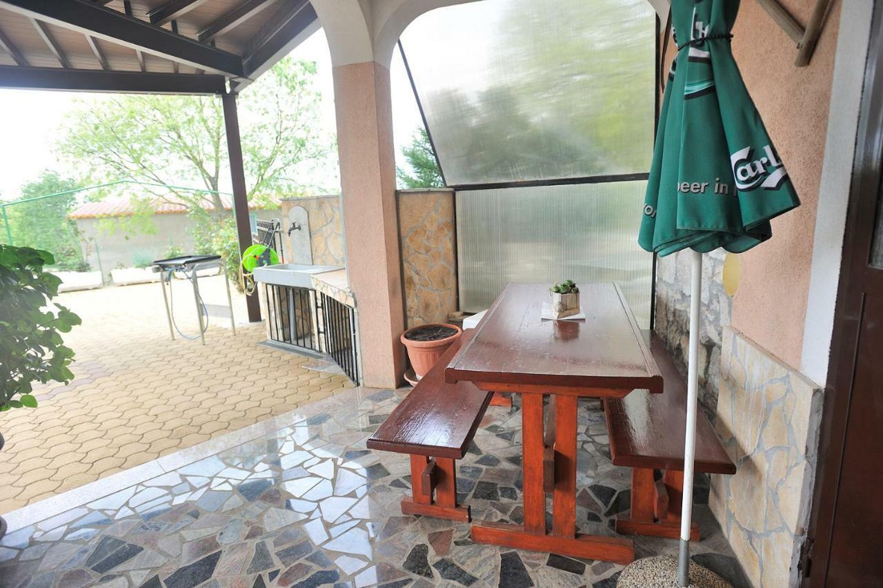 Villa Michelle Karojba 外观 照片